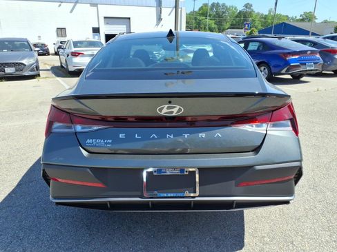 New 2026 Hyundai Elantra Sport FWD image 4