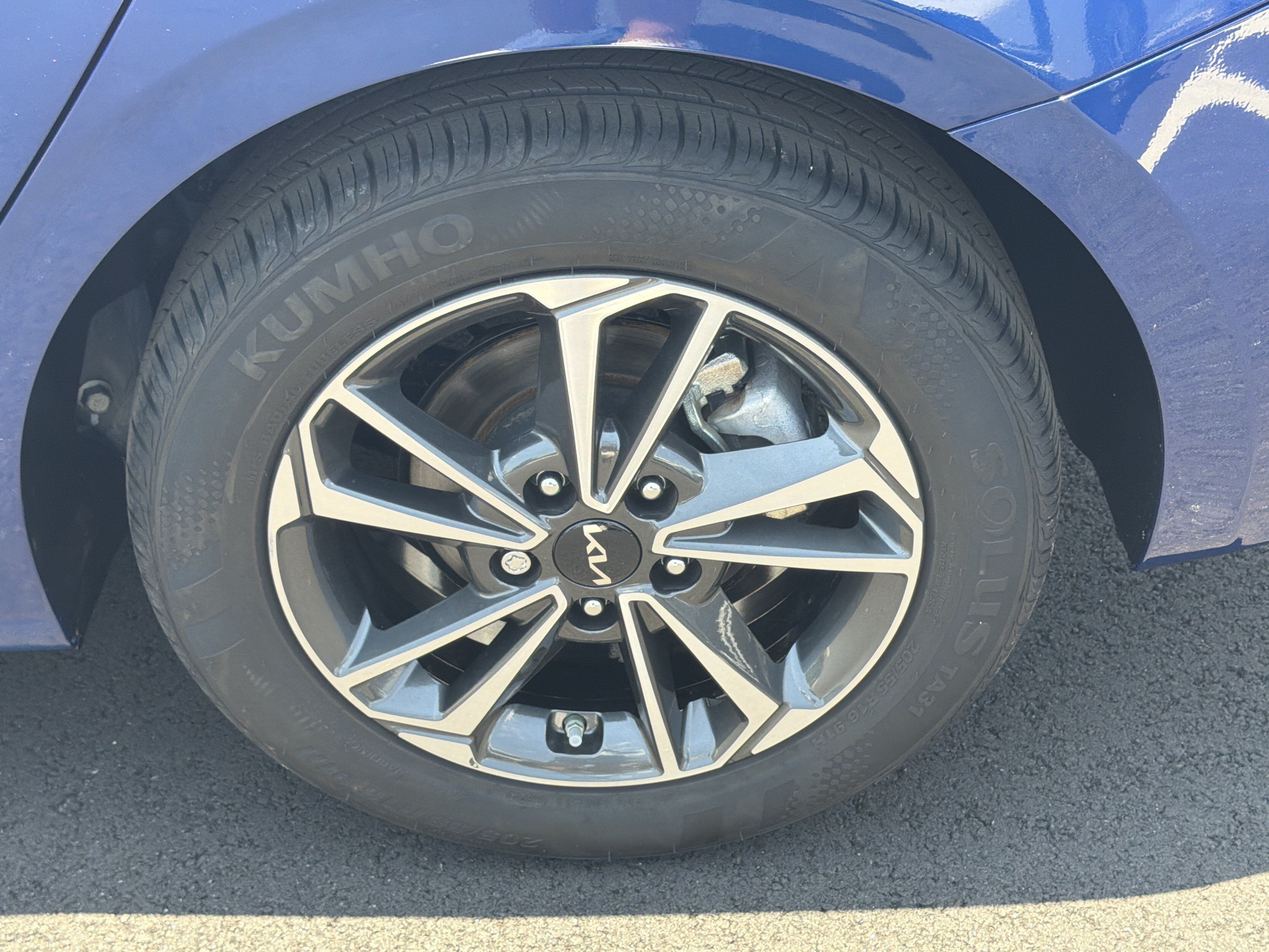 Certified 2024 Kia Forte LXS FWD image 19