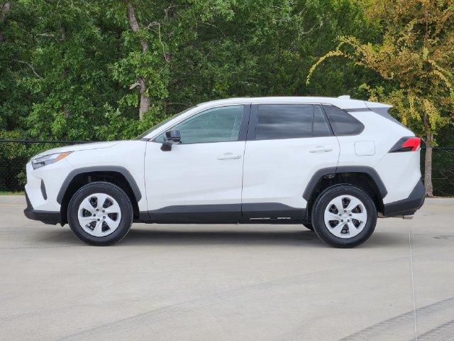 Used 2025 Toyota RAV4 LE FWD image 5