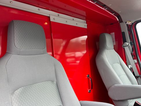 New 2026 Ford E-350 and Econoline 350 Super Duty w/ Interior Upgrade Package RWD image 42