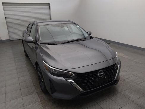 Used 2025 Nissan Sentra SV FWD image 14