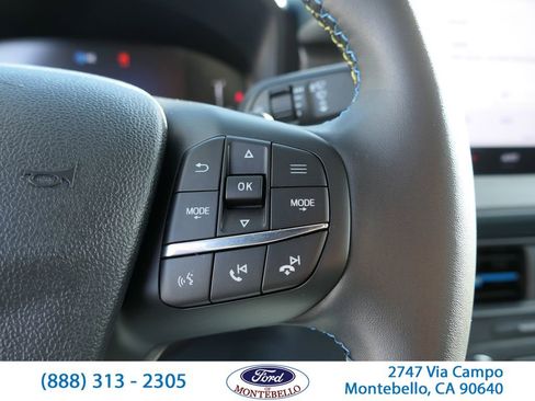 Used 2026 Ford Maverick Lobo AWD/4WD image 18
