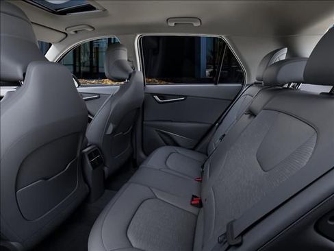 New 2026 Kia Niro SX image 18