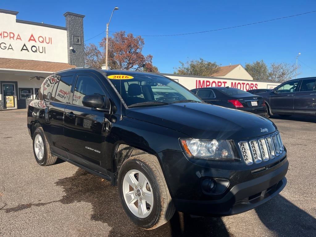 Used 2016 Jeep Compass Sport w/ Power Value Group FWD image 3