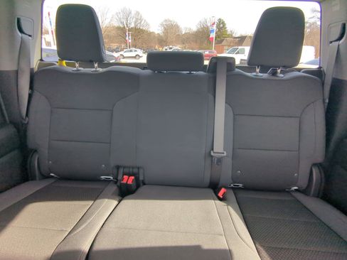 Used 2025 Chevrolet Silverado 2500 Custom w/ Z71 Off-Road Package image 21