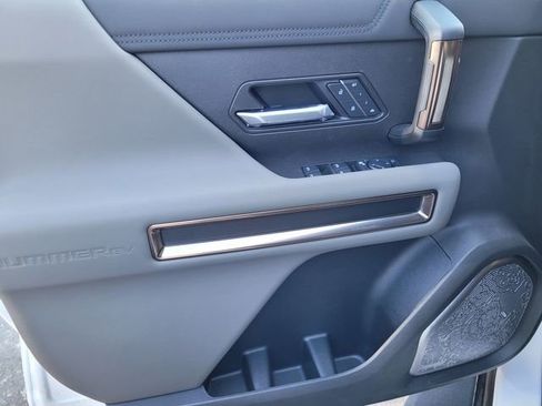 New 2025 GMC Hummer EV 2X AWD/4WD image 14