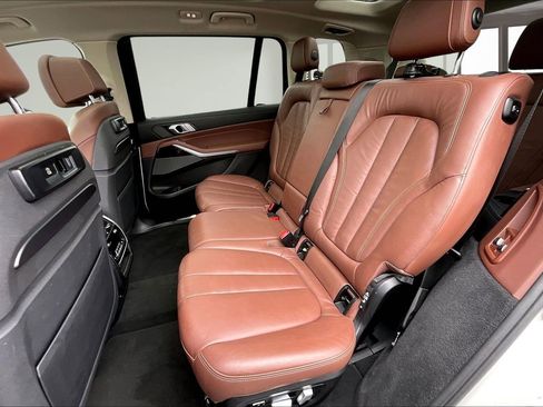 Used 2019 BMW X7 xDrive50i w/ Premium Package image 22