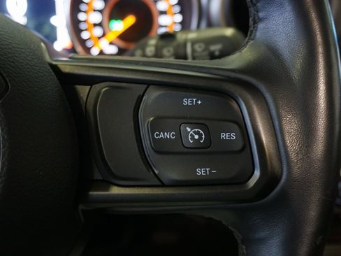 Used 2020 Jeep Wrangler Unlimited Sport image 21