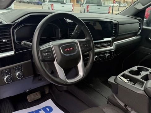 Used 2024 GMC Sierra 3500 SLE w/ SLE Convenience Package AWD/4WD image 8