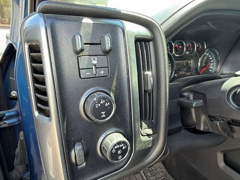 Used 2015 Chevrolet Silverado 2500 LTZ w/ Duramax Plus Package AWD/4WD image 15