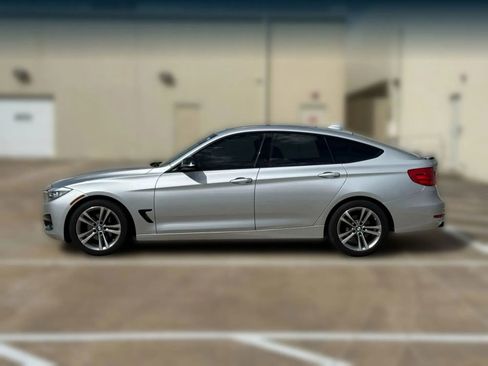 Used 2015 BMW 328i Gran Turismo xDrive image 10