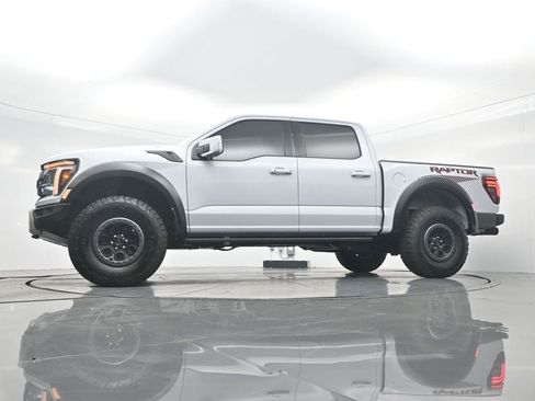 Used 2025 Ford F150 Raptor AWD/4WD image 26