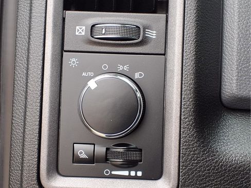 Used 2019 RAM 1500 Tradesman w/ Popular Equipment Group image 12