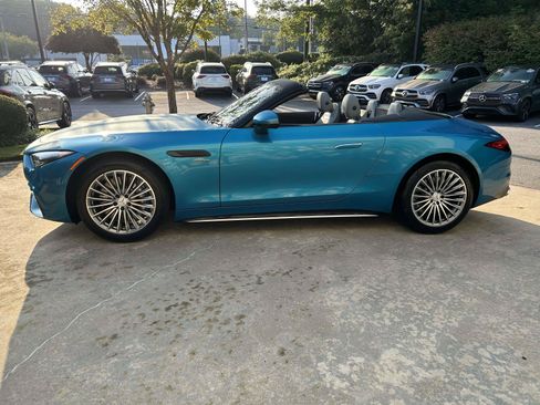 Certified 2024 Mercedes-Benz SL 43 AMG image 27