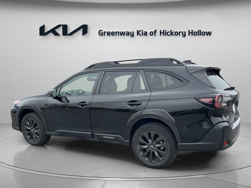 Used 2024 Subaru Outback Onyx Edition image 4