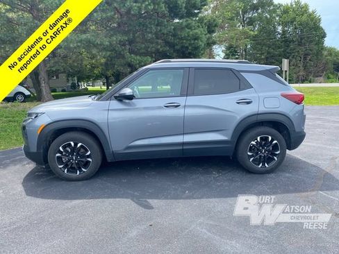 Used 2022 Chevrolet TrailBlazer LT w/ Convenience Package FWD image 5
