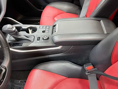 Used 2023 Toyota Highlander XSE AWD/4WD image 23