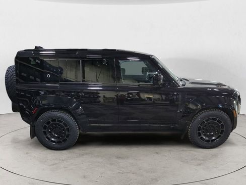 New 2026 Land Rover Defender 110 OCTA image 6
