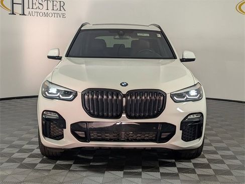 Used 2021 BMW X5 xDrive40i w/ M Sport Package image 3