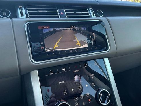 Used 2018 Land Rover Range Rover Supercharged image 30