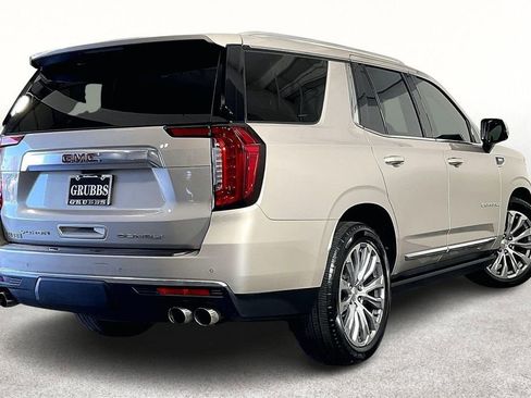 Used 2022 GMC Yukon Denali w/ Denali Premium Package RWD image 2