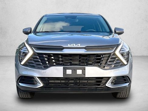 Used 2024 Kia Sportage LX FWD image 3