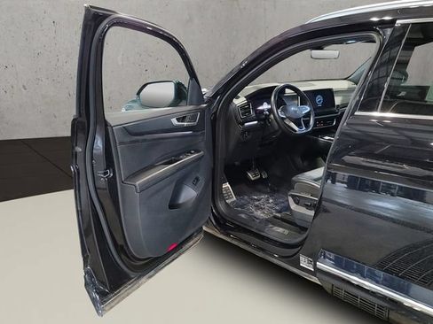 Used 2025 Volkswagen Atlas Cross Sport SEL Premium R-Line AWD/4WD image 37