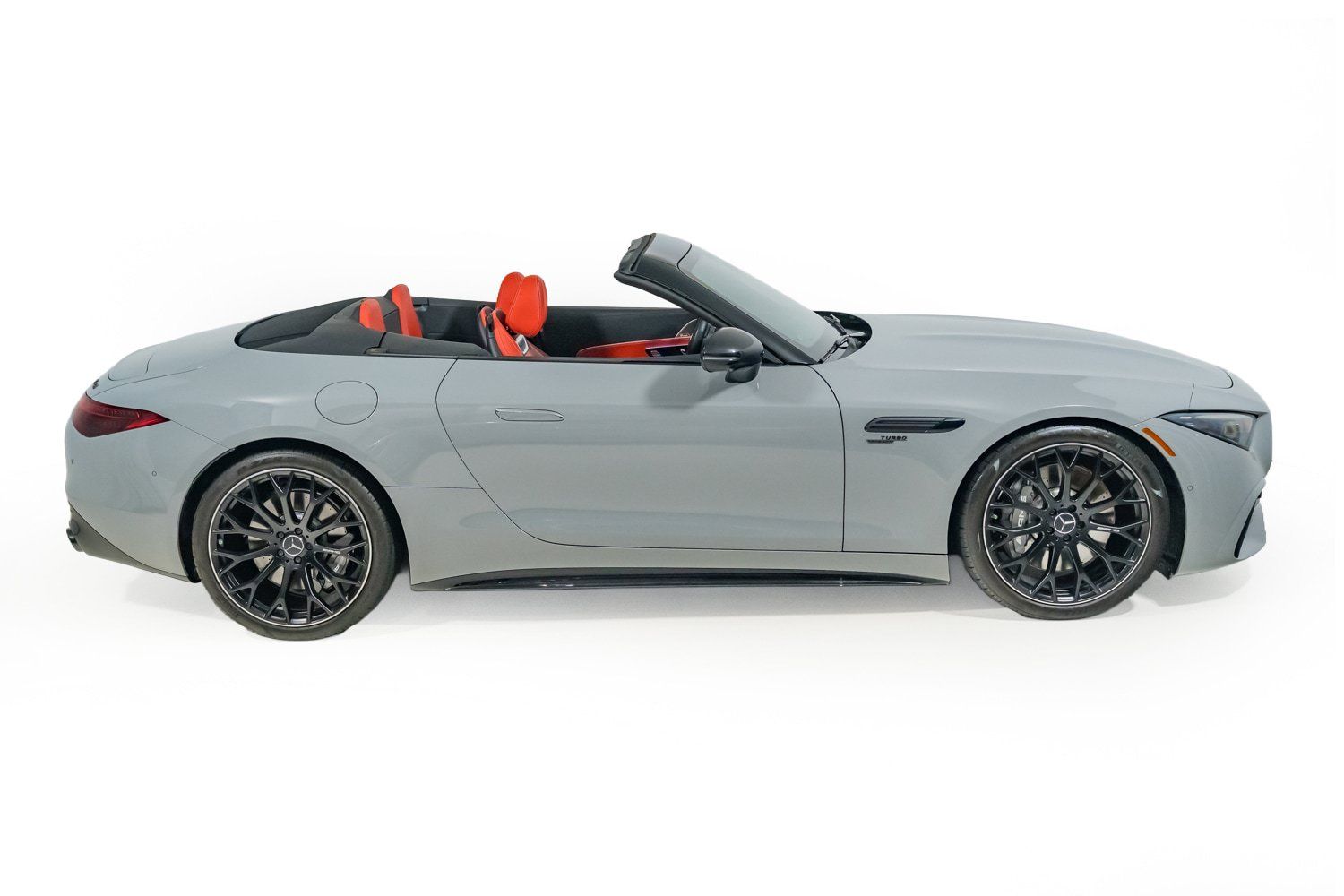 Used 2025 Mercedes-Benz SL 43 AMG w/ Driver Assistance Package image 20