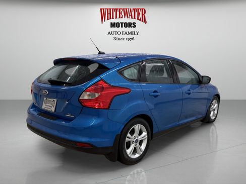Used 2014 Ford Focus SE w/ SE Winter Package image 4