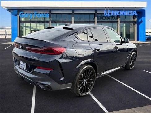 Used 2022 BMW X6 xDrive40i w/ M Sport Package image 2