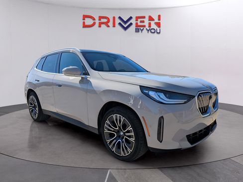 Used 2025 BMW X3 xDrive30i w/ Premium Package image 8