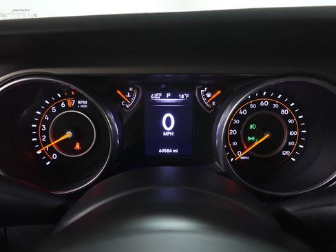 Used 2018 Jeep Wrangler Unlimited Sport image 15