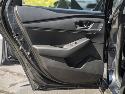 Used 2025 Honda Accord EX-L image 37