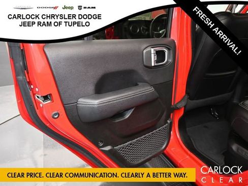 Used 2022 Jeep Wrangler Sahara image 25