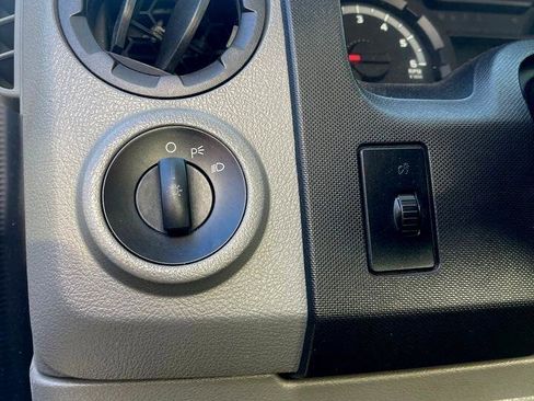 Used 2010 Ford E-350 and Econoline 350 Super Duty image 15
