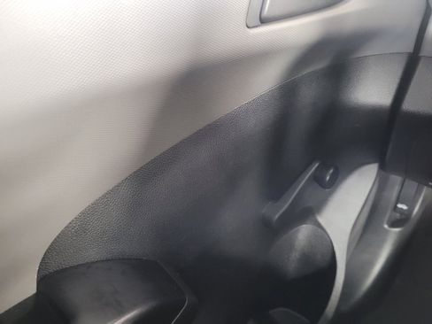 Used 2020 Chevrolet Sonic LT image 27