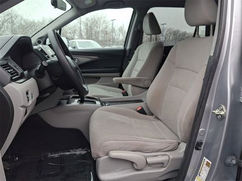 Used 2016 Honda Pilot LX image 16