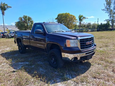 Used 2008 GMC Sierra 3500 W/T w/ Work Truck Preferred Package image 4