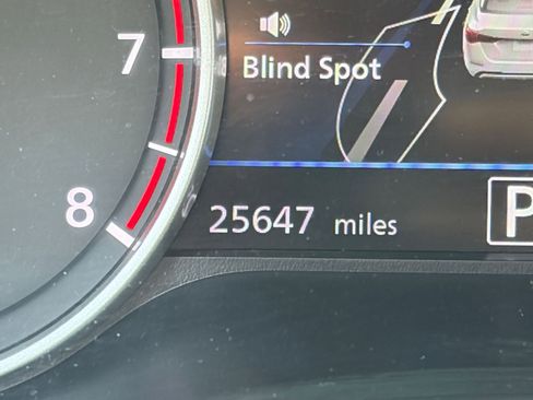 Used 2025 Nissan Sentra SV FWD image 39
