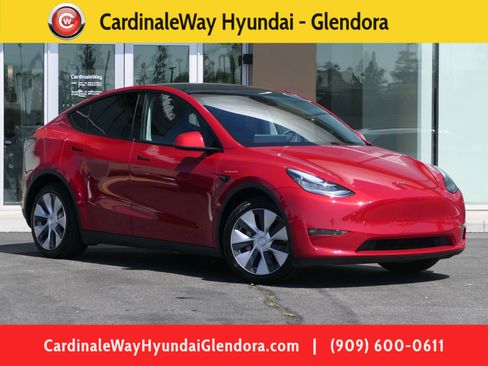 Used 2023 Tesla Model Y Long Range image 1