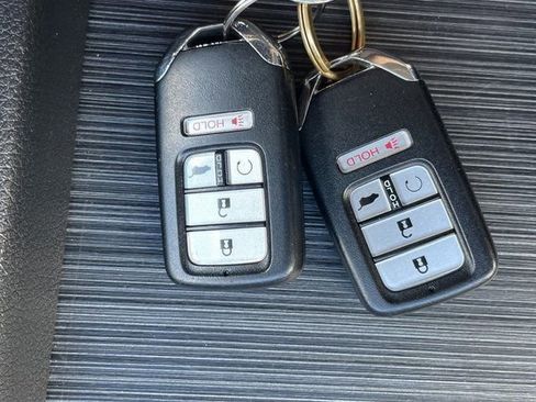 Used 2017 Honda Pilot EX-L image 19