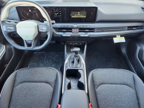 New 2025 Kia K4 GT-Line w/ GT-Line Sunroof Package image 22