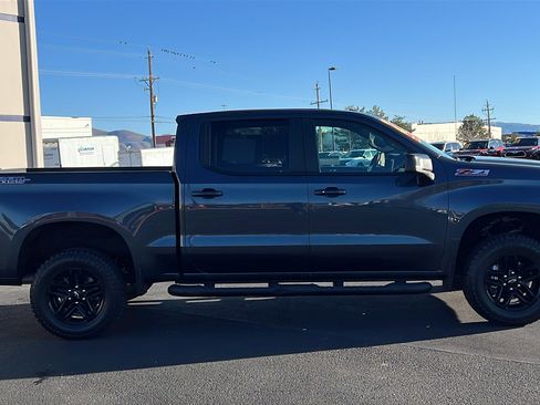 Certified 2021 Chevrolet Silverado 1500 LT Trail Boss w/ Convenience Package II image 4