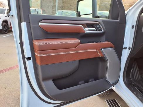 New 2026 GMC Sierra 3500 Denali Ultimate image 21