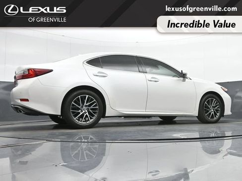 Used 2017 Lexus ES 350 w/ Navigation System Package FWD image 27