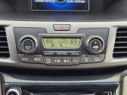 Used 2016 Honda Odyssey EX image 13
