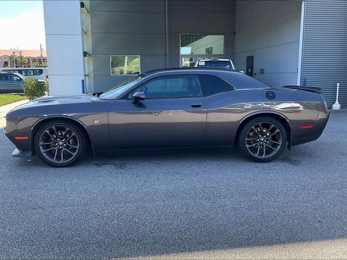 Used 2021 Dodge Challenger R/T Scat Pack RWD image 8