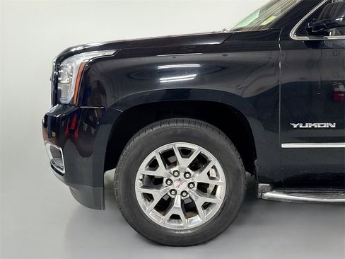 Used 2015 GMC Yukon SLT w/ Open Road Package image 11
