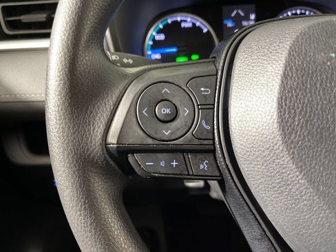 Used 2021 Toyota RAV4 LE AWD/4WD image 26