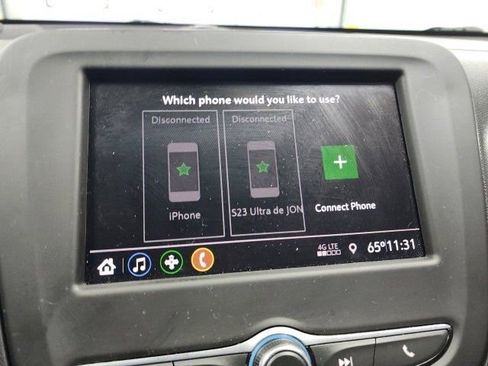 Used 2020 Chevrolet Equinox LT w/ Driver Convenience Package image 5